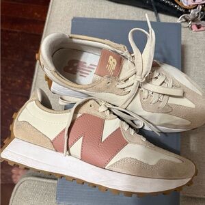 New Balance 327 Women Cream and Pink Shoes